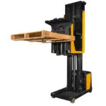 TASK Sidewinder F165 task support vehicle lifting empty pallet.