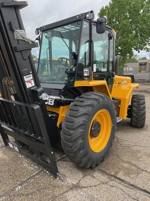 2023 – JCB 950-4