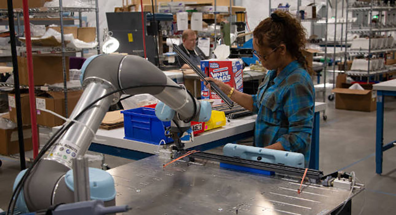 Cobot installation.