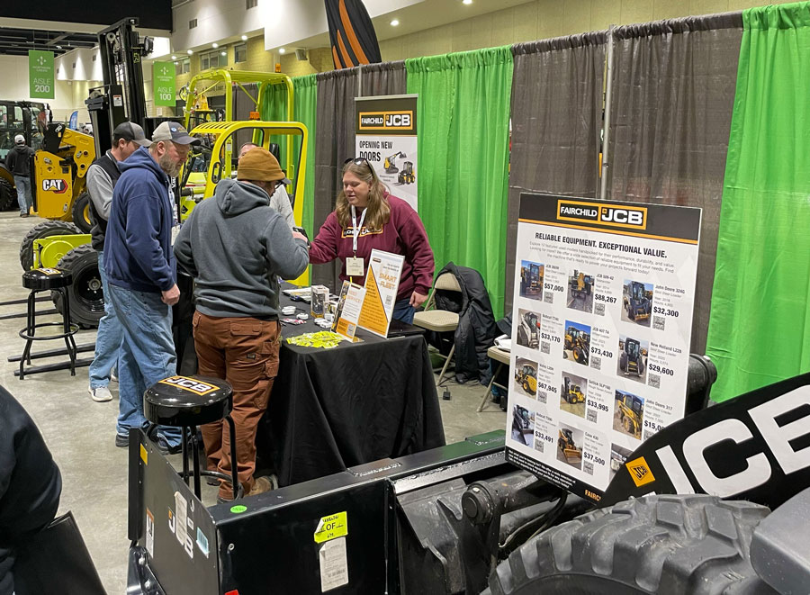 Jenny Koller, New Business Development Rep, conversing with Northern Green 2026 Show Attendees.