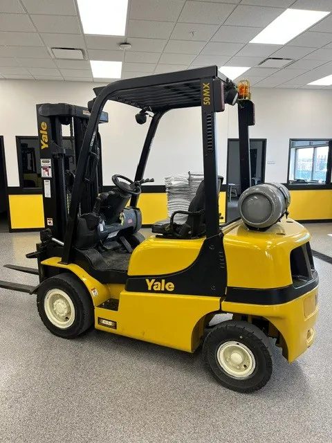 2018 – Yale GLP050VMX